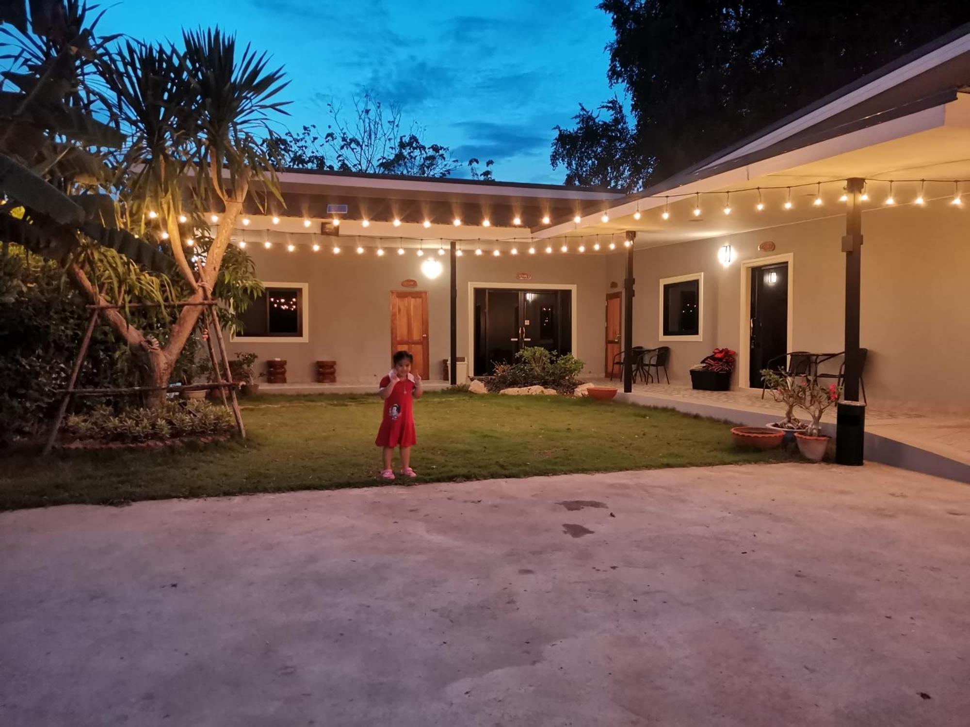 Numhom Resort Ban Nong Chum Saeng Dış mekan fotoğraf