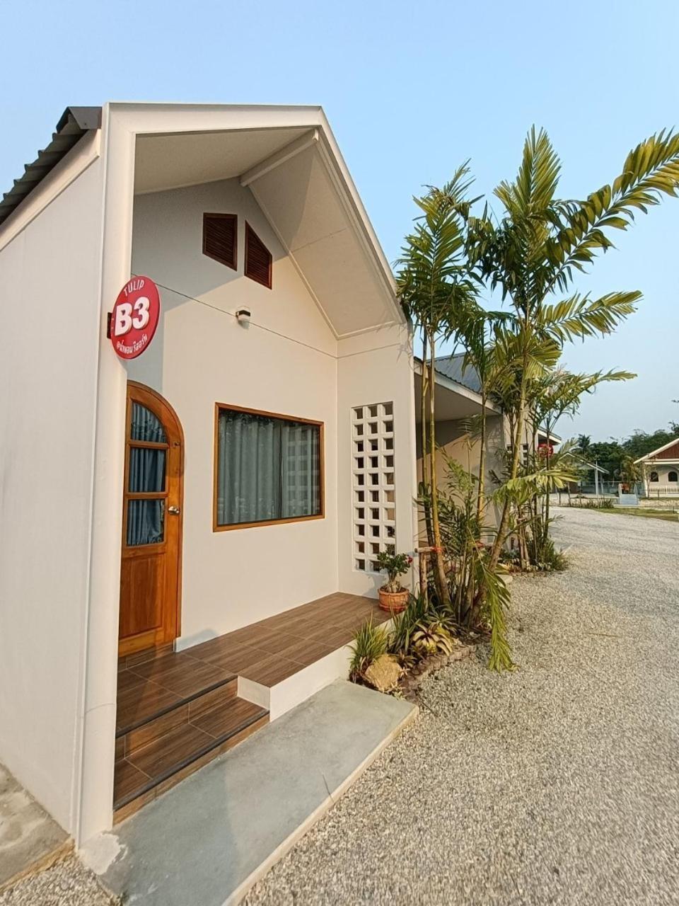 Numhom Resort Ban Nong Chum Saeng Dış mekan fotoğraf